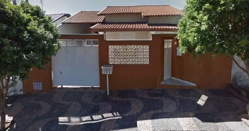 Casa com 4 quartos à venda no Centro, Lucélia 