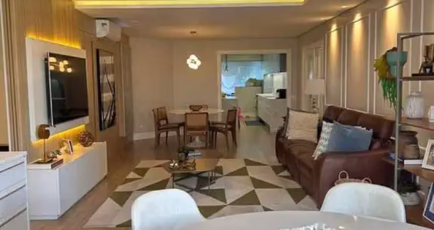 Apartamento totalmente mobiliado e decorado no brava home resort