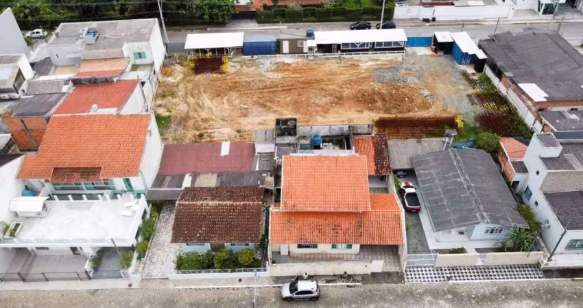Casa com 1 quarto à venda na Rua Inácio Rogério Kuster Nunes, 122, Balneário Santa Clara, Itajaí