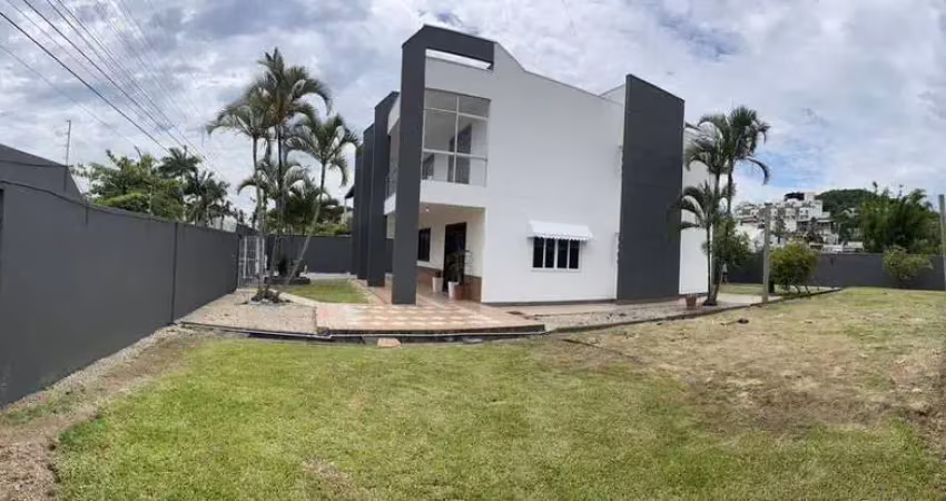 Casa com 5 quartos para alugar na Rua Cecília Meireles, 377, Praia dos Amores, Balneário Camboriú