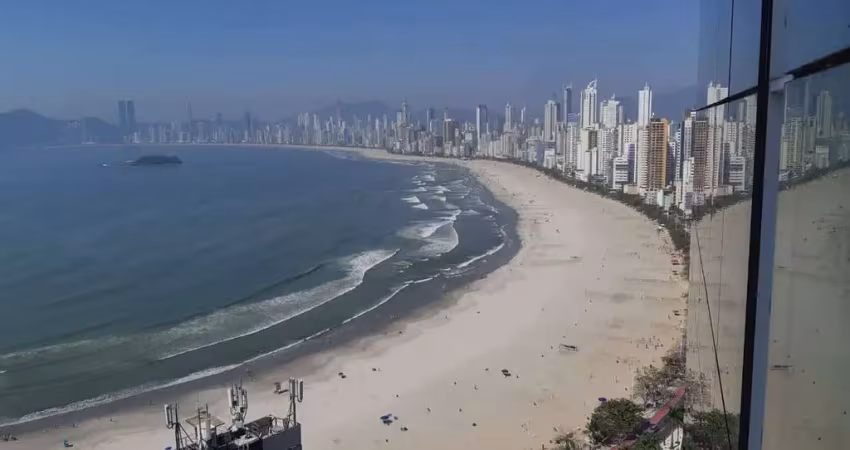 Apartamento com 4 quartos à venda na Rua Julieta Lins, 155, Pioneiros, Balneário Camboriú