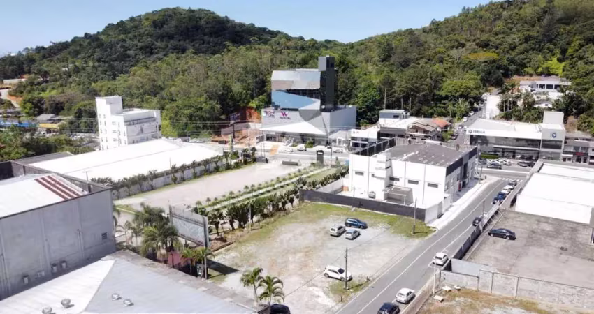 Terreno com 9.600m² à venda | ariribá, balneário camboriú