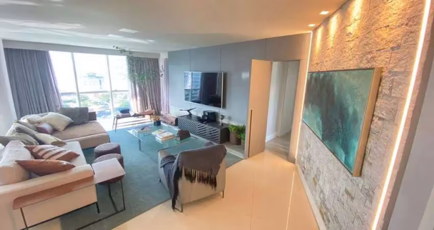 Apartamento com 4 quartos para alugar na Rua Delfim Mário Pádua Peixoto, 350, Praia Brava, Itajaí