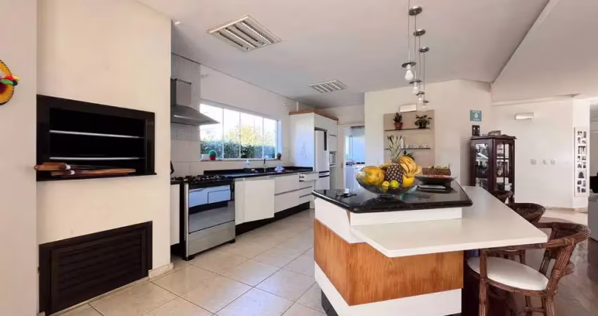 Casa com 5 quartos à venda na Avenida Rodesindo Pavan, 7200, Praia do Estaleiro, Balneário Camboriú
