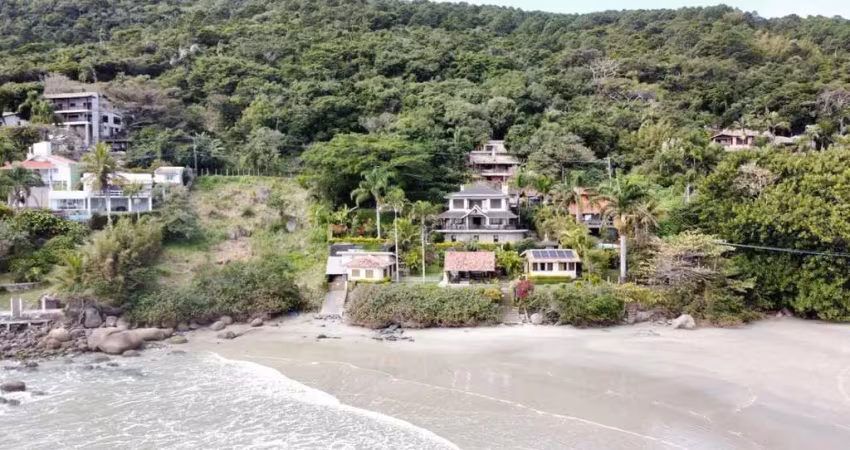 Casa à venda na Rua Cônego Walmor Castro, 1000, Ponta das Canas, Florianópolis