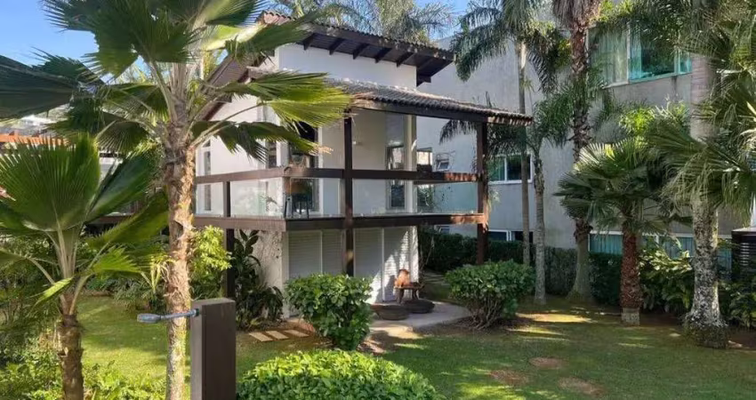 Condomínio plaza itapema | casa alto padrão à venda