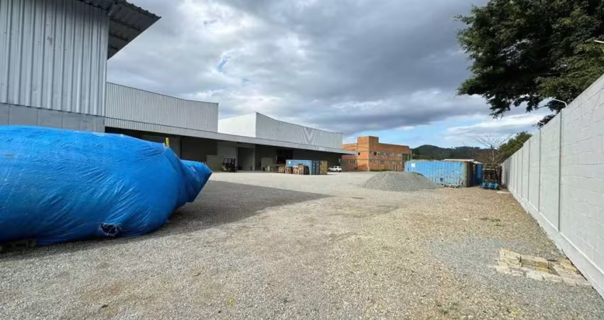 Casa comercial para alugar no Santa Lídia, Penha 