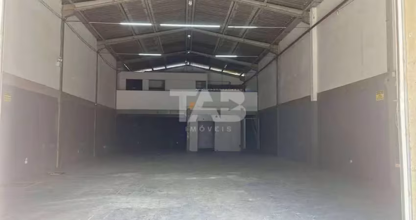 Casa comercial para alugar na Avenida Santa Catarina, 2222, Tabuleiro, Camboriú