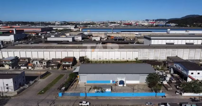 Casa comercial à venda no Espinheiros, Itajaí 