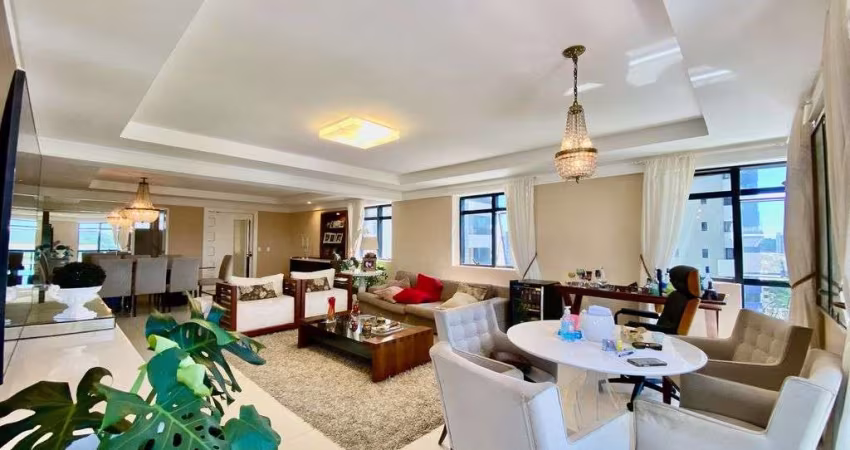 Apartamento com 4 quartos à venda em Natal