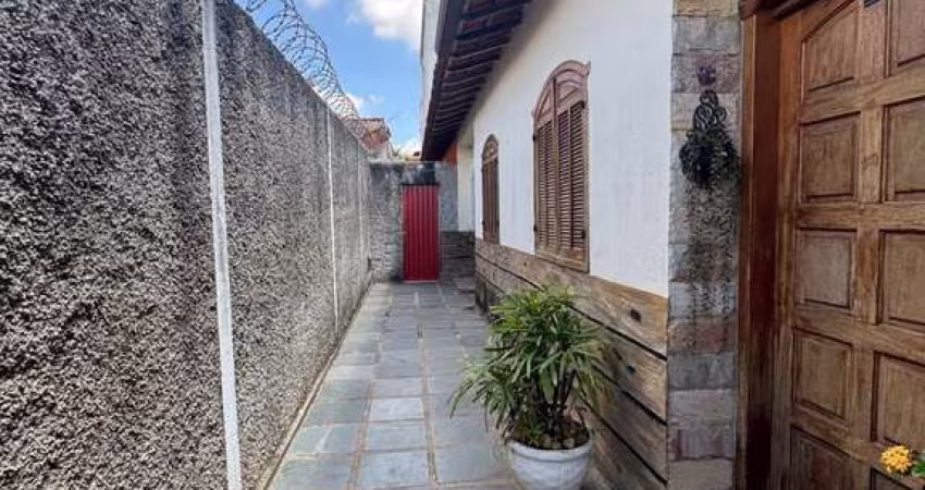 Casa Geminada Coletiva com 2 quartos à venda em Belo Horizonte