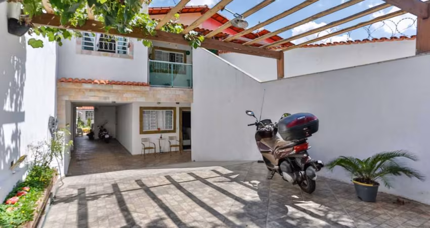 Casa Geminada com 4 quartos à venda em Belo Horizonte