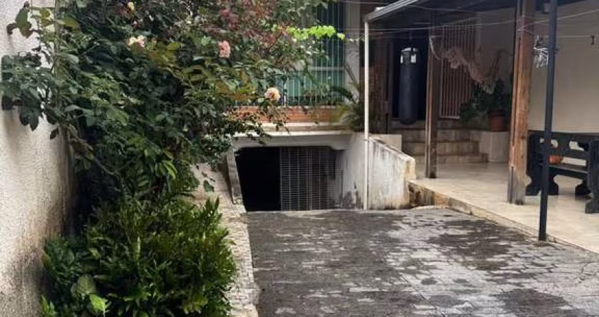 Casa com 3 quartos à venda em Belo Horizonte