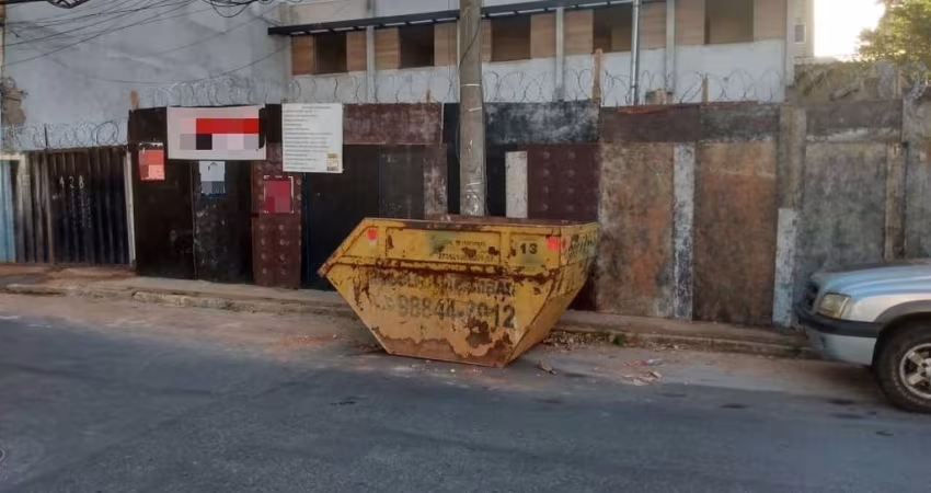Casa Geminada com 2 quartos à venda em Belo Horizonte
