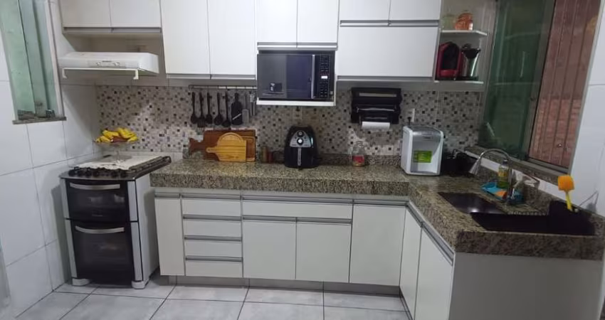 Casa com 3 quartos à venda em Sarzedo