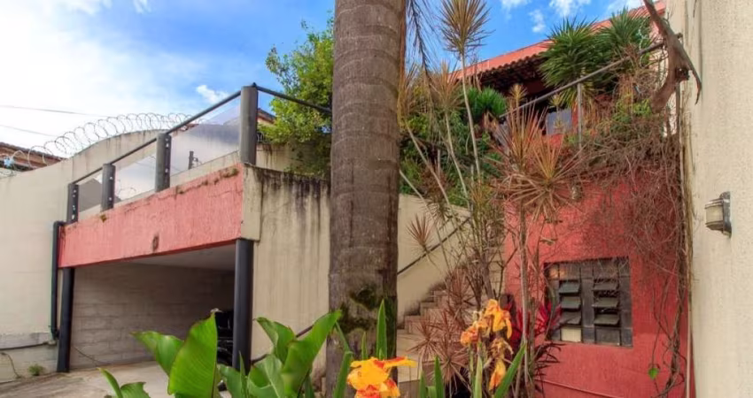 Casa com 4 quartos à venda em Belo Horizonte