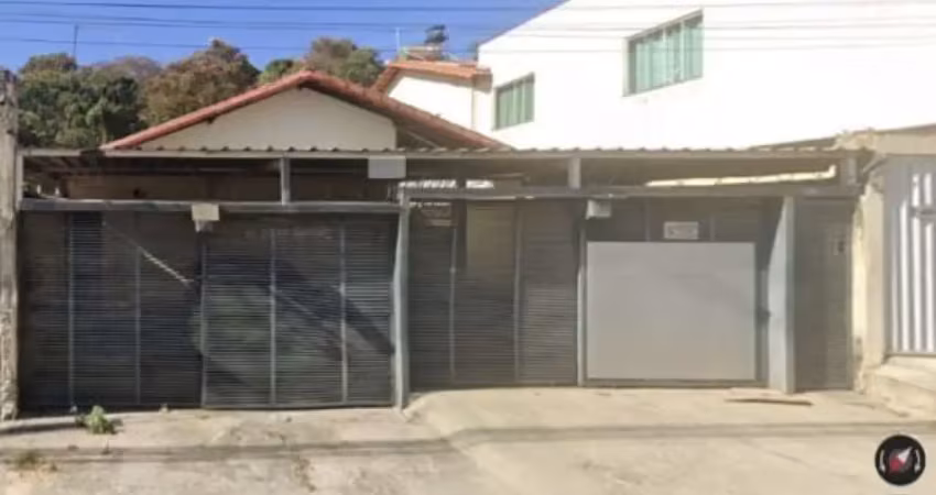 Casa Geminada Coletiva com 2 quartos à venda em Ibirité