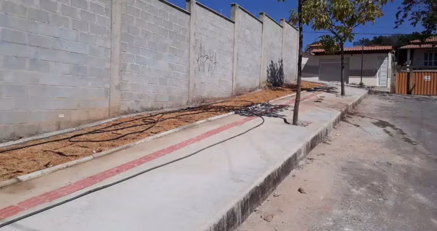 Terreno à venda na Rua Comendador Barbosa Melo, 6, Trevo, Belo Horizonte