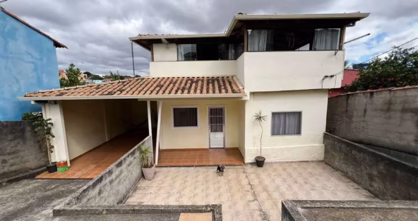 Casa com 3 quartos à venda na Rua Adélia Carmen da Silva, 79, Itaipu (Barreiro), Belo Horizonte