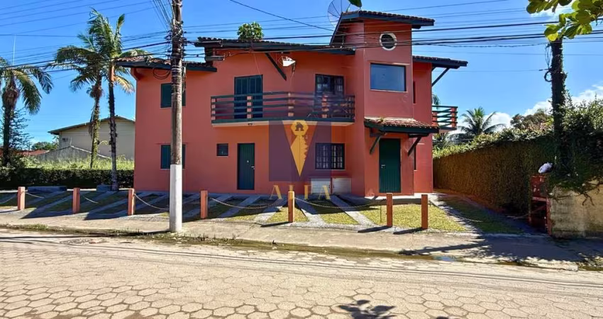 Imóvel com 4 Apartamentos + 1 Kitnet