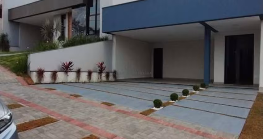 Casa de alto padrão no Jardim Laguna: 3 quartos, 3 suítes, 2 salas e 191m² - Indaiatuba-SP.