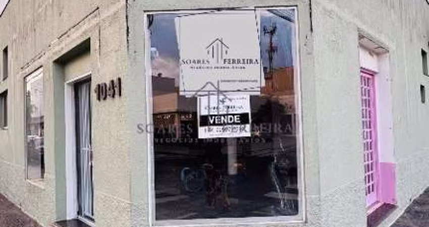 Salão Comercial  no Centro de Indaiatuba-SP: 1 Sala, 2 Banheiros, 128m² - Venda ou Locação!