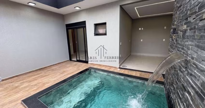 Venda de Casa em Condomínio de Alto Padrão em Indaiatuba-SP  3 Quartos, 1 Suíte, 2 Salas  3 Vagas  135m²  Bairro Jardim Mantova