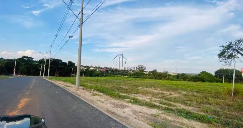 Terreno Comercial à Venda em Indaiatuba-SP, Jardim Oliveira Camargo - 652,14 m² de Área!