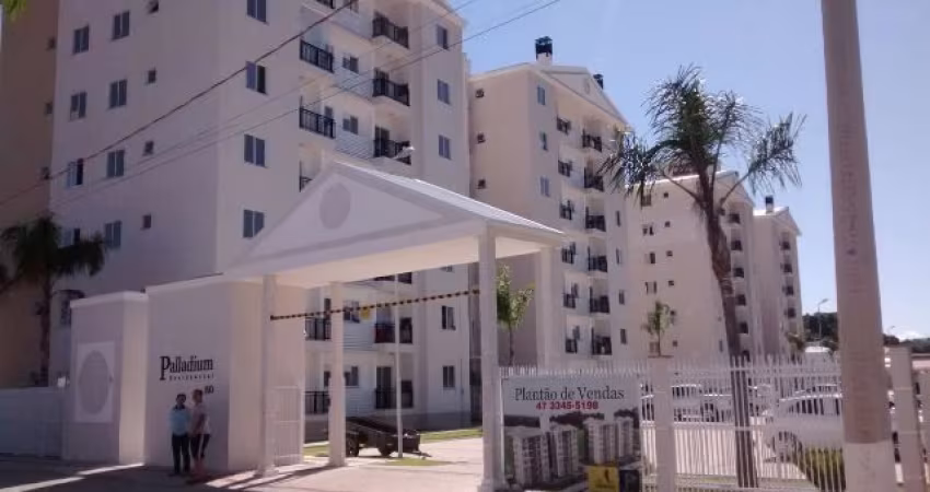 Apartamento com 02 Dormitórios no Centro de Penha a 700 metros da Praia