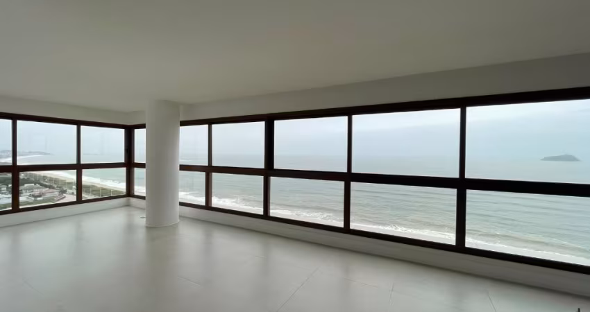 Apartamento alto padrão Quadra Mar.