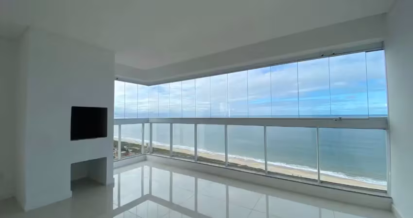 Apartamento à venda na Rua Trajano de Andrade, Itacolomi, Balneário Piçarras
