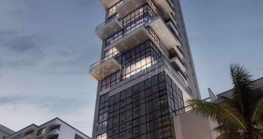 QUADRA MAR! localização privilegiada, na área mais nobre de Balneário Camboriú,
