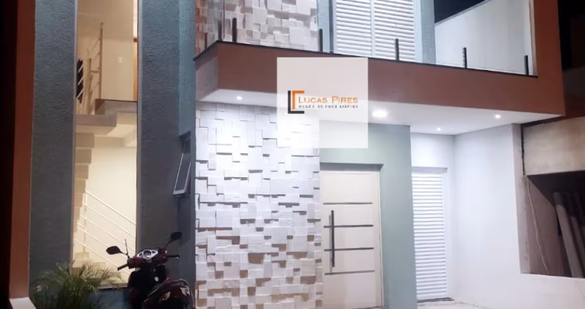 Sobrado com piscina e suíte no Condomínio Horto Florestal
