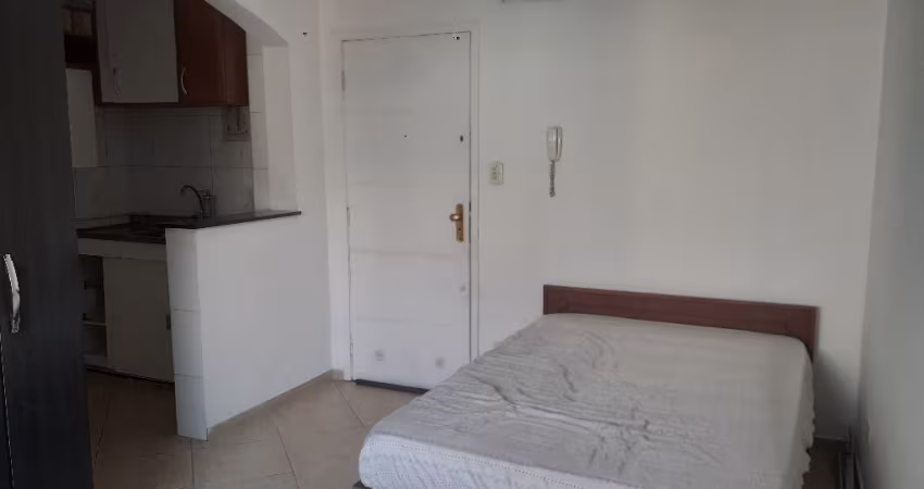 Ótimo apartamento 1 dormitório na avenida da praia