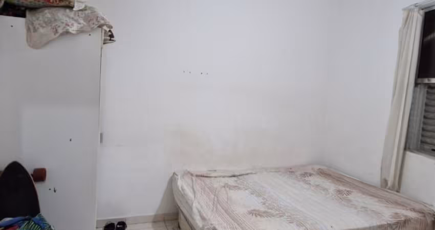 Apartamento 1 dormitório cozinha e banheiro em São  Vicente