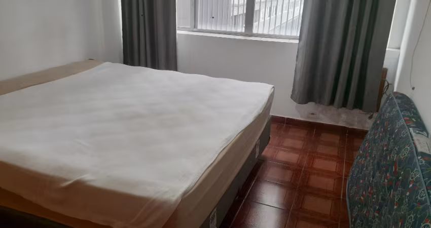 Lindo apartamento , uma quadra da praia do José menino