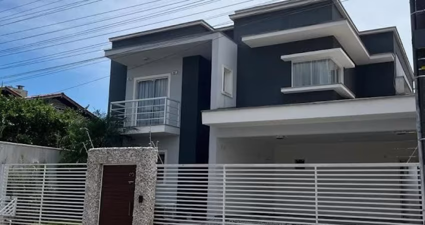 Residência no Centro de Camboriú