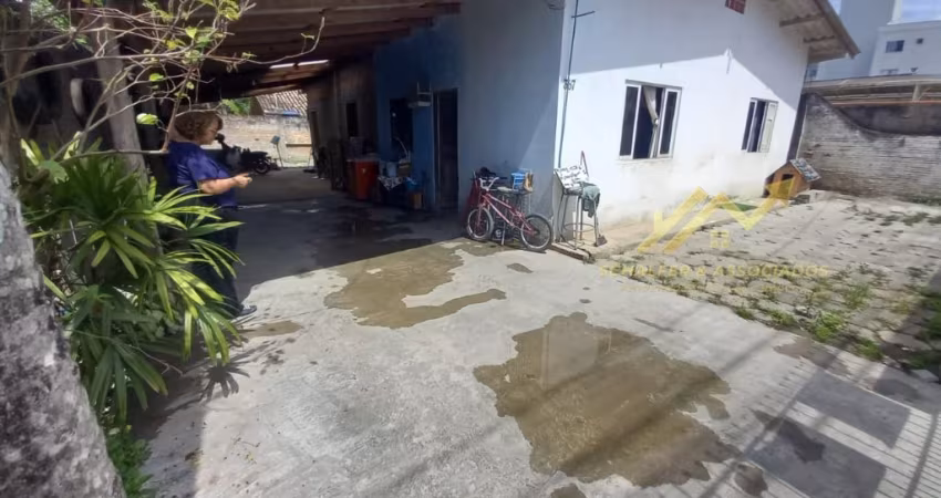 DUAS MORADIAS CONJUGADAS