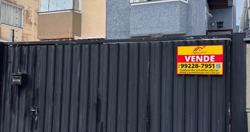 Excelente Sobrado 2 dormitórios sendo uma suite , Localização excelente .