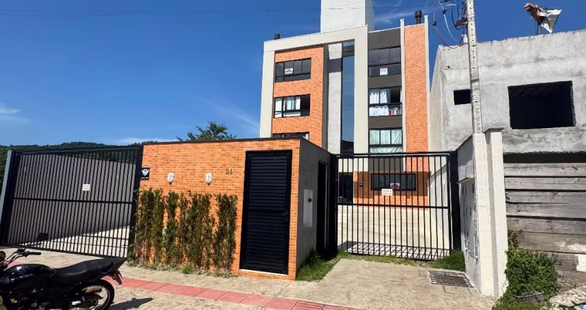 APARTAMENTO NOVO COM LINDA VISTA NO LOTEAMENTO MATHINAY EM CAMBORIÚ
