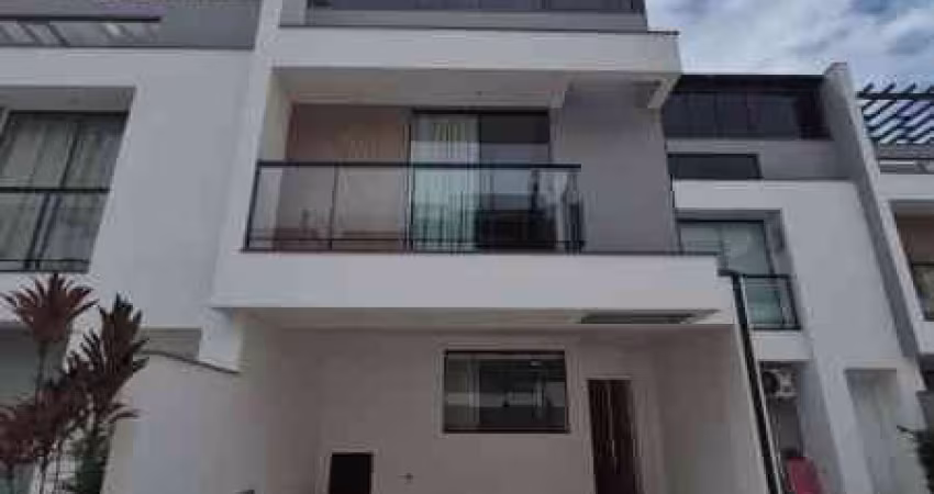 excelente triplex semi mobiliado em camboriu  oportunidade! 900 mil!