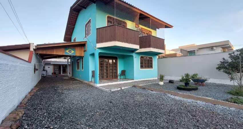 Oferta especial no bairro Lídia Duarte em Camboriú!