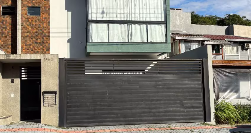 Excelente casa em alto padrao proximo a balneario camboriu!!