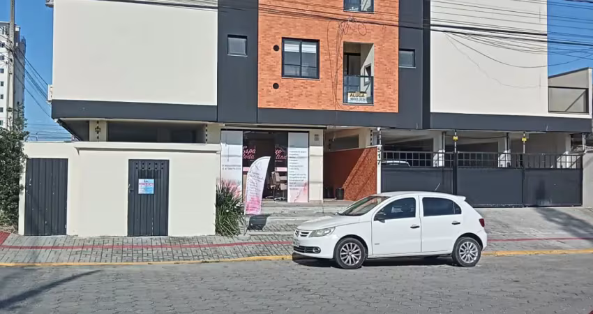 Apartamento ótima localização e semi-mobiliado em camboriú