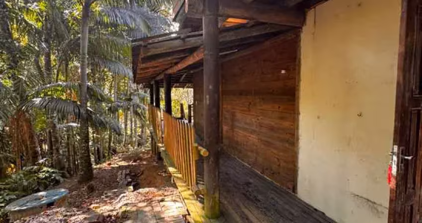 Chácara / sítio com 3 quartos à venda na Rua Estr. Geral do Areal 6354, Areias, Camboriú