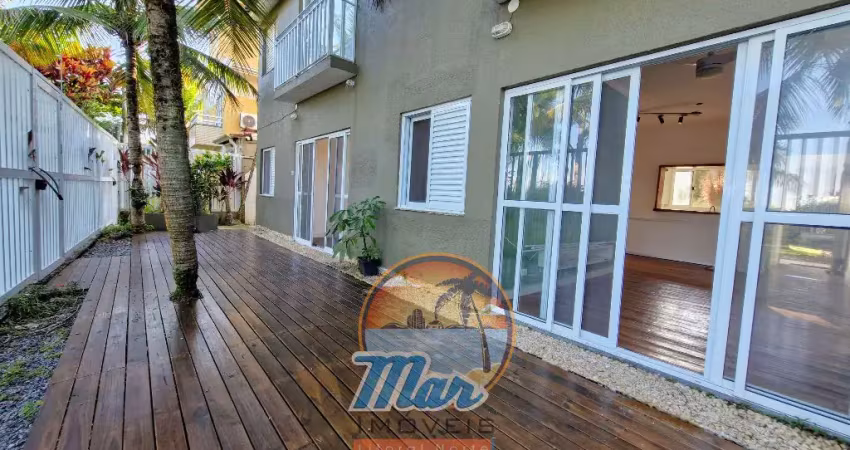 Linda casa em condomínio estilo villagio, com 3 quartos sendo 1 suite, pé na areia no bairro Maitinga em Bertioga.
