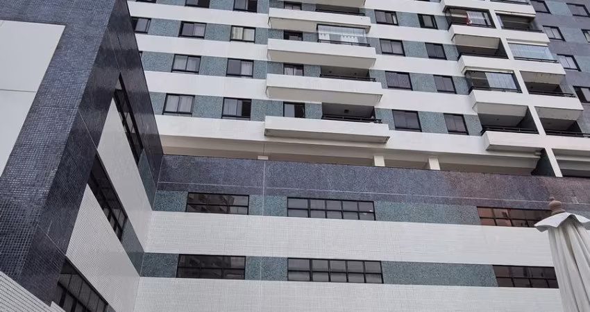 Excelente Apartamento de 2 Quartos com Suíte