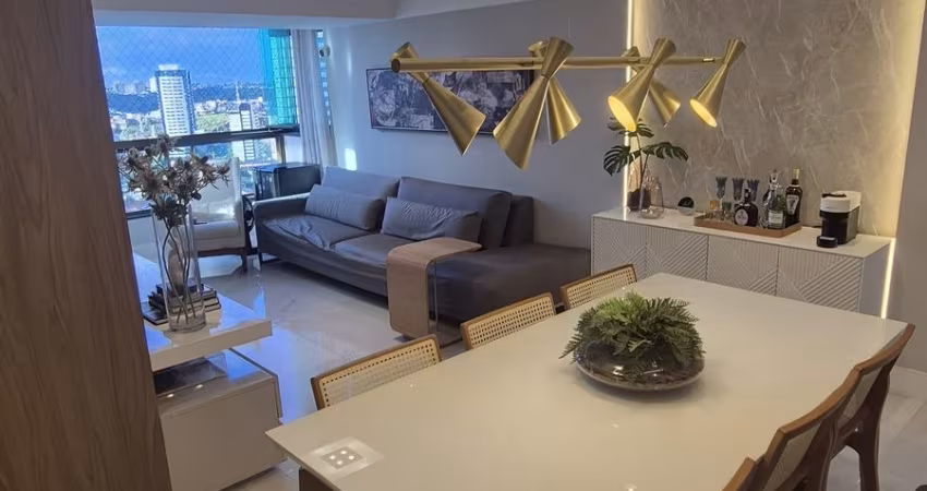 Belíssimo apartamento Caminho das Arvores