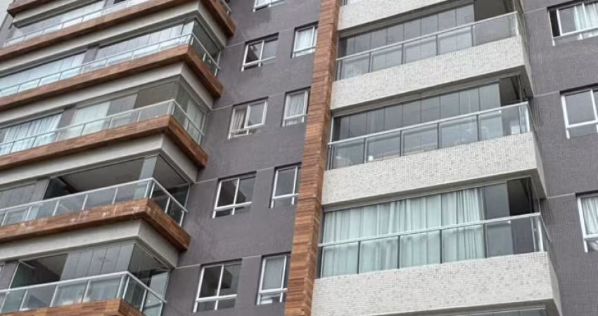 Luxo e Sofisticação no Costa Azul