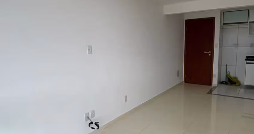 Excelente apartamento beira mar em piatã para locação com 2/4